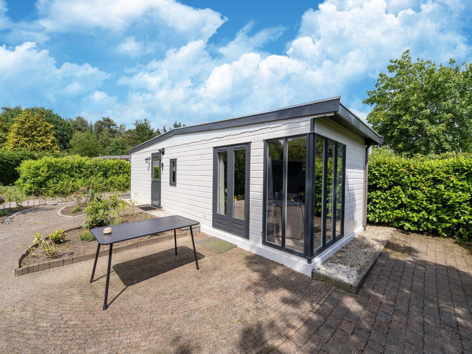 Cozy Chalet In Stegeren With A Terrace エクステリア 写真