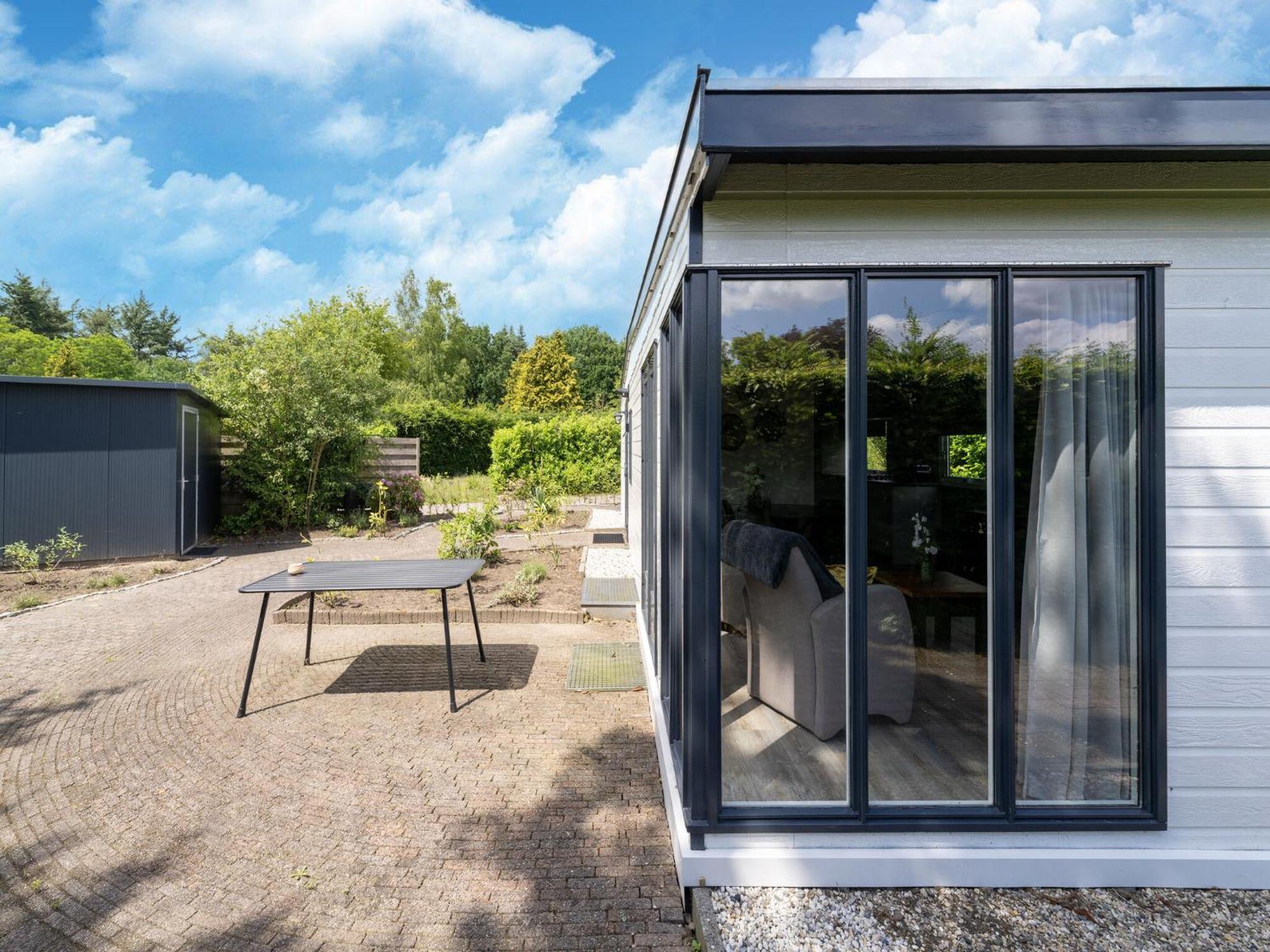 Cozy Chalet In Stegeren With A Terrace エクステリア 写真
